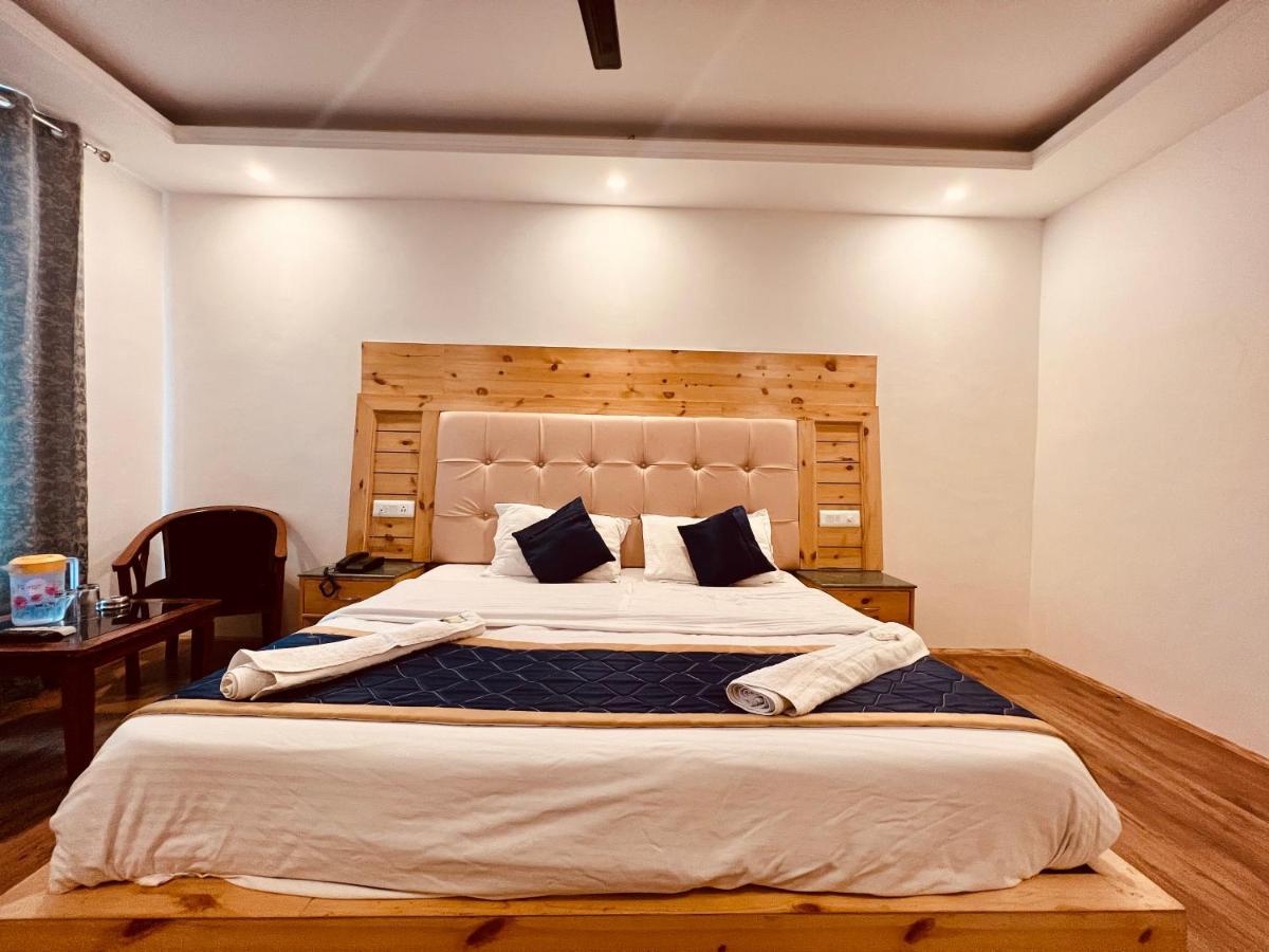 The Radhika - A Luxury Resort In Mountains Manāli Eksteriør bilde