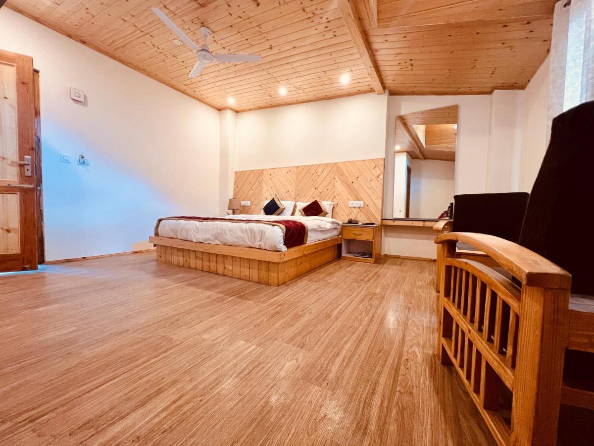 The Radhika - A Luxury Resort In Mountains Manāli Eksteriør bilde