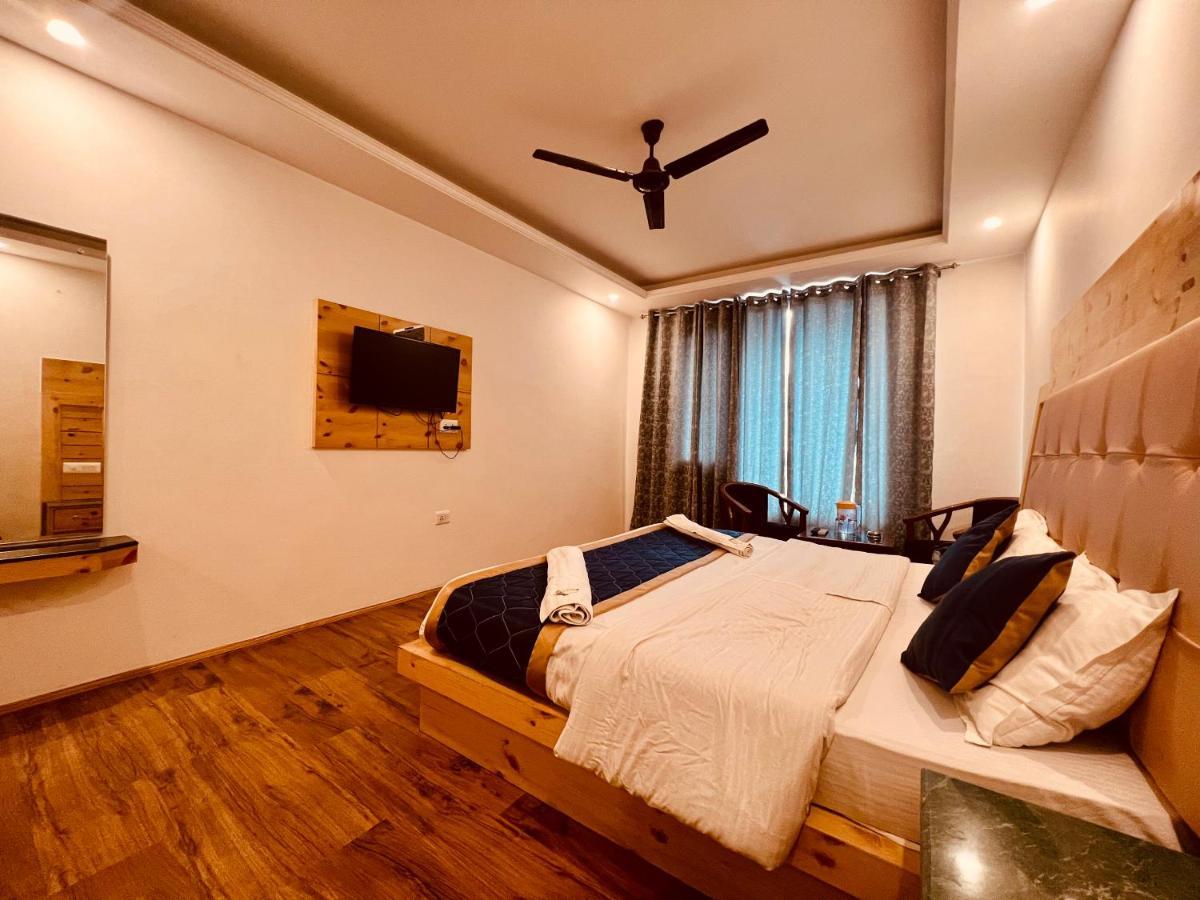 The Radhika - A Luxury Resort In Mountains Manāli Eksteriør bilde