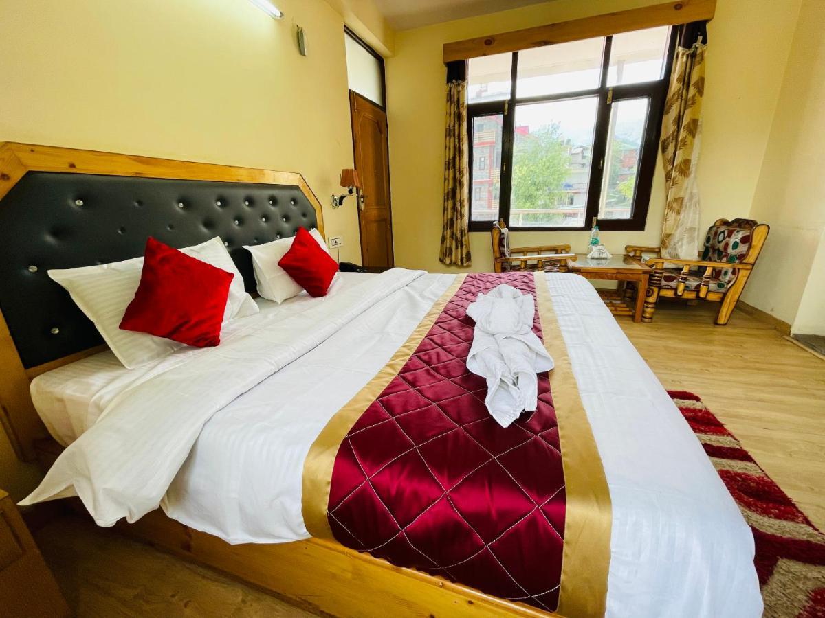 The Radhika - A Luxury Resort In Mountains Manāli Eksteriør bilde